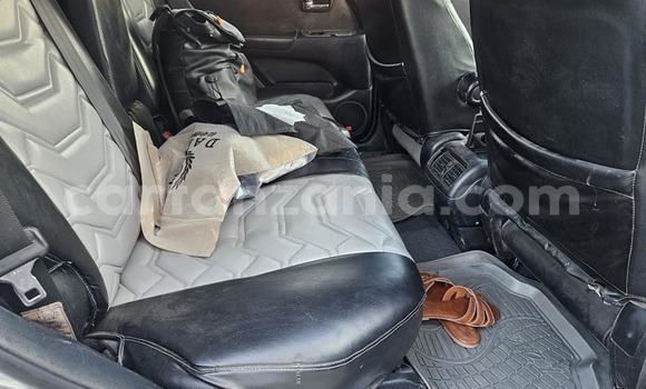 Nunua Ilio tumika Toyota Harrier Nyingine Gari ndani ya Dar es Salaam nchini Dar es Salaam Nunua Ilio tumika Toyota Harrier Nyingine Gari ndani ya Dar es Salaam nchini Dar es Salaam