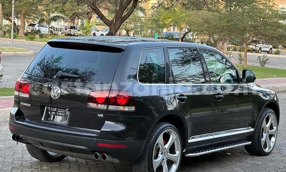Nunua Ilio tumika Volkswagen Touareg Nyeusi Gari ndani ya Dar es Salaam nchini Dar es Salaam Nunua Ilio tumika Volkswagen Touareg Nyeusi Gari ndani ya Dar es Salaam nchini Dar es Salaam