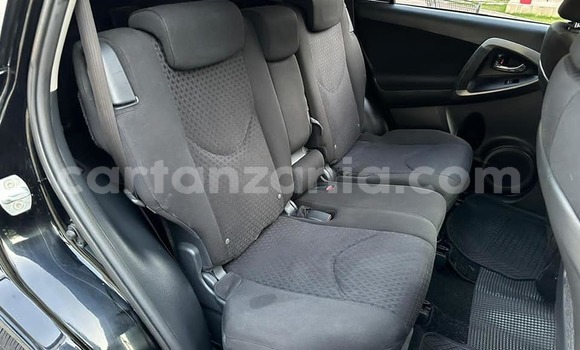 Nunua Ilio tumika Toyota Vanguard Nyeusi Gari ndani ya Dar es Salaam nchini Dar es Salaam Nunua Ilio tumika Toyota Vanguard Nyeusi Gari ndani ya Dar es Salaam nchini Dar es Salaam