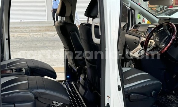 Nunua Ilio tumika Toyota Vellfire Nyeupe Gari ndani ya Dar es Salaam nchini Dar es Salaam Nunua Ilio tumika Toyota Vellfire Nyeupe Gari ndani ya Dar es Salaam nchini Dar es Salaam