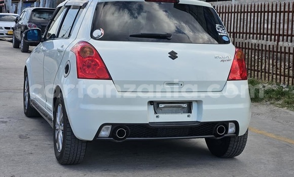 Nunua Ilio tumika Suzuki Swift Nyeupe Gari ndani ya Dar es Salaam nchini Dar es Salaam Nunua Ilio tumika Suzuki Swift Nyeupe Gari ndani ya Dar es Salaam nchini Dar es Salaam