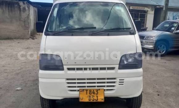Buy Used Suzuki Carry White Car in Dar es Salaam in Dar es Salaam Buy Used Suzuki Carry White Car in Dar es Salaam in Dar es Salaam
