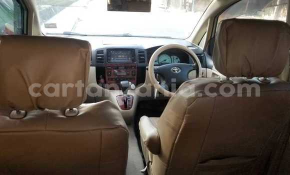 Nunua Ilio tumika Toyota IST Nyingine Gari ndani ya Dar es Salaam nchini Dar es Salaam Nunua Ilio tumika Toyota IST Nyingine Gari ndani ya Dar es Salaam nchini Dar es Salaam