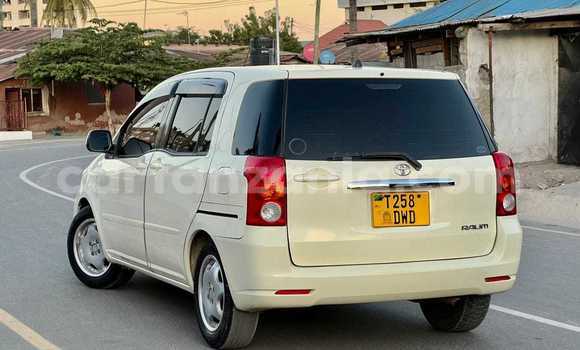 Nunua Ilio tumika Toyota Raum Nyeupe Gari ndani ya Dar es Salaam nchini Dar es Salaam Nunua Ilio tumika Toyota Raum Nyeupe Gari ndani ya Dar es Salaam nchini Dar es Salaam