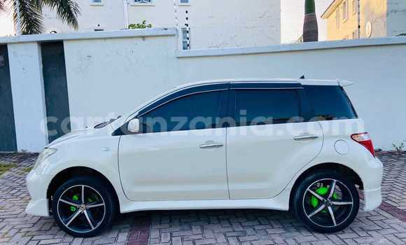 Nunua Ilio tumika Toyota IST Nyeupe Gari ndani ya Dar es Salaam nchini Dar es Salaam Nunua Ilio tumika Toyota IST Nyeupe Gari ndani ya Dar es Salaam nchini Dar es Salaam