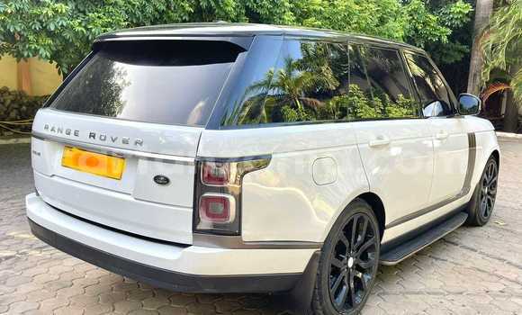 Nunua Ilio tumika Land Rover Range Rover Vogue Nyeupe Gari ndani ya Dar es Salaam nchini Dar es Salaam Nunua Ilio tumika Land Rover Range Rover Vogue Nyeupe Gari ndani ya Dar es Salaam nchini Dar es Salaam