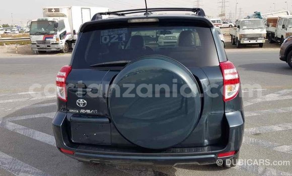 Nunua Imported Toyota RAV4 Kijani Gari ndani ya Import - Dubai nchini Arusha Nunua Imported Toyota RAV4 Kijani Gari ndani ya Import - Dubai nchini Arusha
