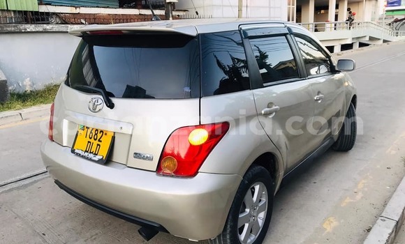 Buy Used Toyota IST Other Car in Dar es Salaam in Dar es Salaam Buy Used Toyota IST Other Car in Dar es Salaam in Dar es Salaam