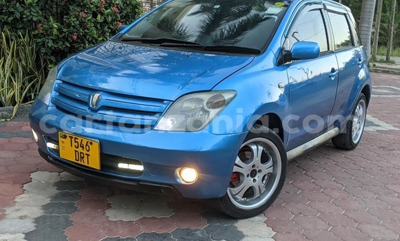 Buy Used Toyota IST Blue Car in Dar es Salaam in Dar es Salaam
