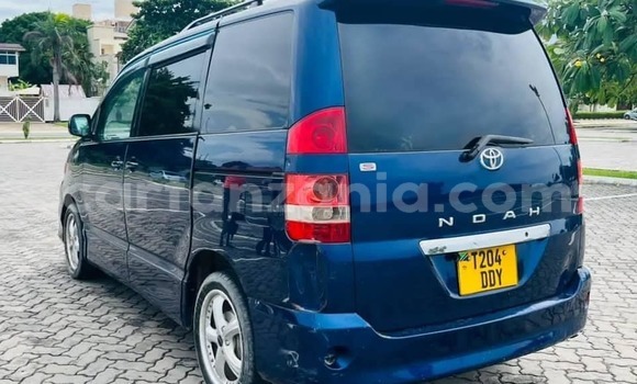 Nunua Ilio tumika Toyota Noah Bluu Gari ndani ya Dar es Salaam nchini Dar es Salaam Nunua Ilio tumika Toyota Noah Bluu Gari ndani ya Dar es Salaam nchini Dar es Salaam