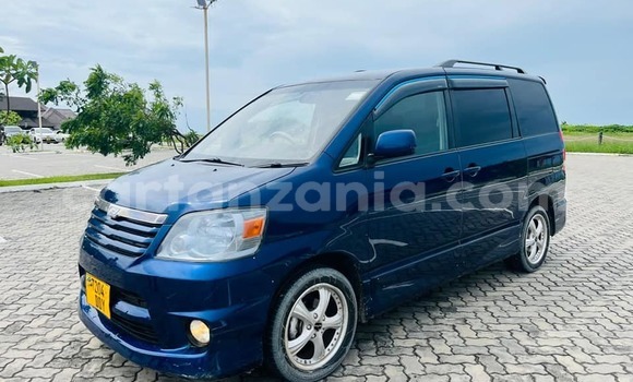 Nunua Ilio tumika Toyota Noah Bluu Gari ndani ya Dar es Salaam nchini Dar es Salaam Nunua Ilio tumika Toyota Noah Bluu Gari ndani ya Dar es Salaam nchini Dar es Salaam