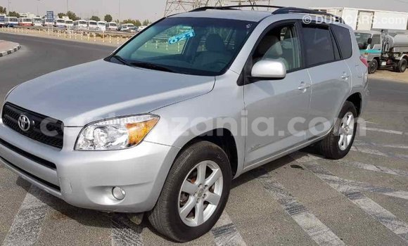 Buy Import Toyota RAV4 Other Car in Import - Dubai in Arusha Buy Import Toyota RAV4 Other Car in Import - Dubai in Arusha