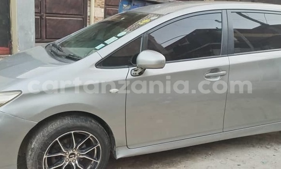 Nunua Ilio tumika Toyota Wish Fedha Gari ndani ya Dar es Salaam nchini Dar es Salaam