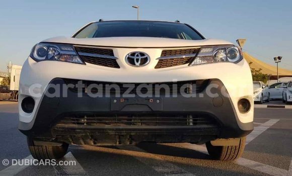 Nunua Imported Toyota RAV4 Nyeupe Gari ndani ya Import - Dubai nchini Arusha Nunua Imported Toyota RAV4 Nyeupe Gari ndani ya Import - Dubai nchini Arusha