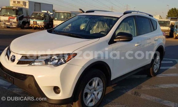 Nunua Imported Toyota RAV4 Nyeupe Gari ndani ya Import - Dubai nchini Arusha Nunua Imported Toyota RAV4 Nyeupe Gari ndani ya Import - Dubai nchini Arusha