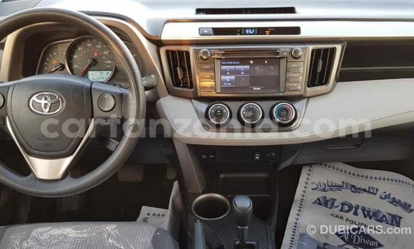 Nunua Imported Toyota RAV4 Nyeupe Gari ndani ya Import - Dubai nchini Arusha Nunua Imported Toyota RAV4 Nyeupe Gari ndani ya Import - Dubai nchini Arusha