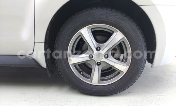 Buy Import Toyota IST Silver Car in Dar es Salaam in Dar es Salaam Buy Import Toyota IST Silver Car in Dar es Salaam in Dar es Salaam