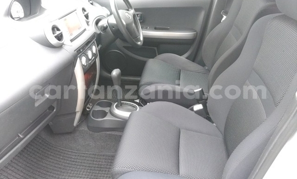 Buy Import Toyota IST Silver Car in Dar es Salaam in Dar es Salaam Buy Import Toyota IST Silver Car in Dar es Salaam in Dar es Salaam