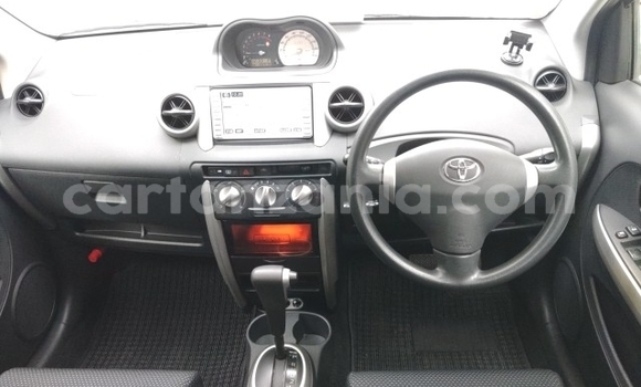 Buy Import Toyota IST Silver Car in Dar es Salaam in Dar es Salaam Buy Import Toyota IST Silver Car in Dar es Salaam in Dar es Salaam