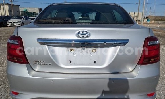 Nunua Imported Toyota Axio Fedha Gari ndani ya Dar es Salaam nchini Dar es Salaam Nunua Imported Toyota Axio Fedha Gari ndani ya Dar es Salaam nchini Dar es Salaam