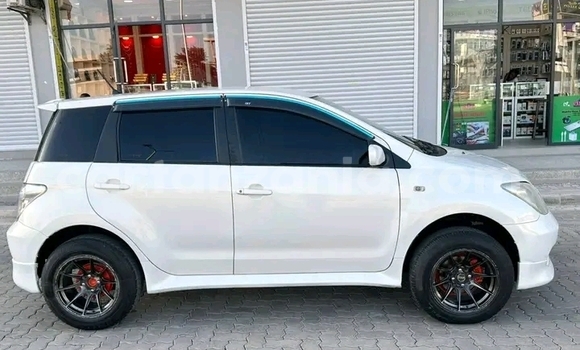 Buy Used Toyota IST White Car in Bunda in Mara Buy Used Toyota IST White Car in Bunda in Mara