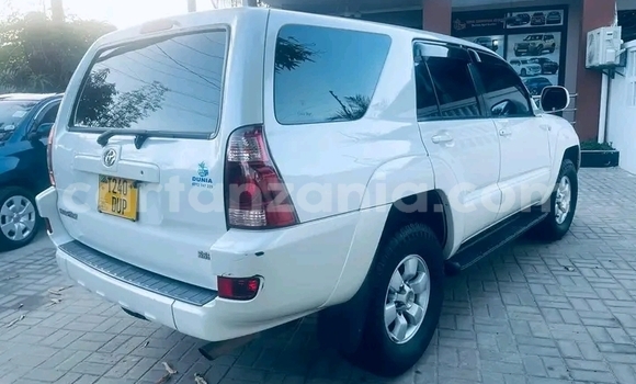 Buy Used Toyota Surf White Car in Kigoma in Kigoma Buy Used Toyota Surf White Car in Kigoma in Kigoma