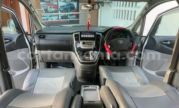 Buy Used Toyota Alphard Other Car in Dar es Salaam in Dar es Salaam Buy Used Toyota Alphard Other Car in Dar es Salaam in Dar es Salaam