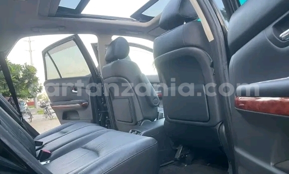 Nunua Ilio tumika Toyota Harrier Nyeusi Gari ndani ya Biharamulo nchini Kagera Nunua Ilio tumika Toyota Harrier Nyeusi Gari ndani ya Biharamulo nchini Kagera