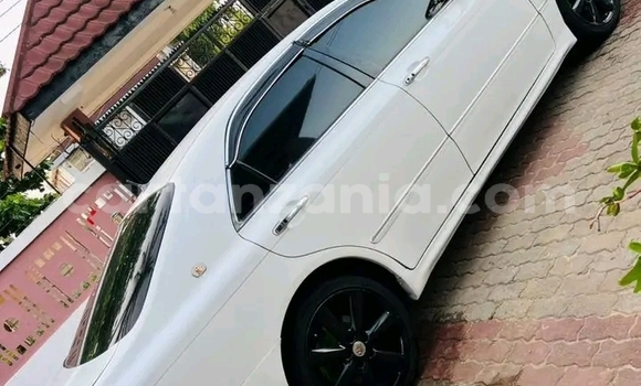 Buy Used Toyota Crown White Car in Biharamulo in Kagera Buy Used Toyota Crown White Car in Biharamulo in Kagera