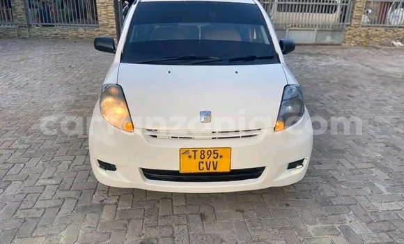 Buy Used Toyota Passo White Car in Biharamulo in Kagera Buy Used Toyota Passo White Car in Biharamulo in Kagera