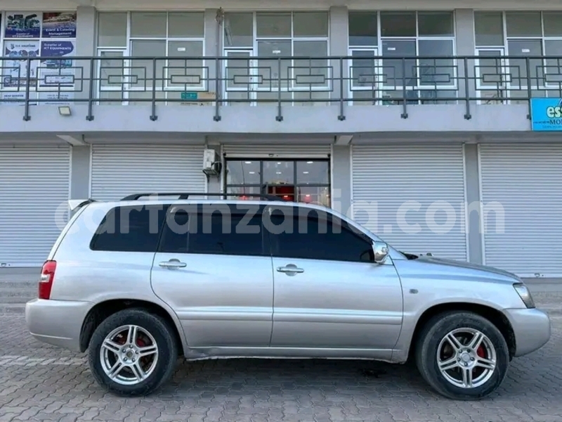 Big with watermark toyota kluger kigoma buhigwe 26665