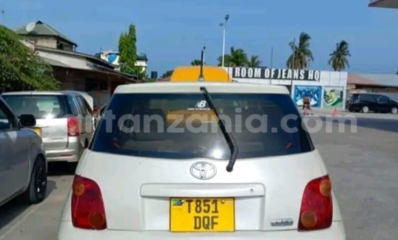 Buy Used Toyota IST White Car in Busega in Simiyu Buy Used Toyota IST White Car in Busega in Simiyu