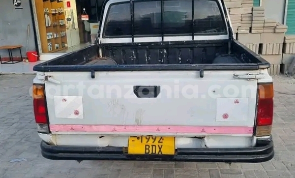 Buy Used Nissan Datsun White Car in Biharamulo in Kagera Buy Used Nissan Datsun White Car in Biharamulo in Kagera