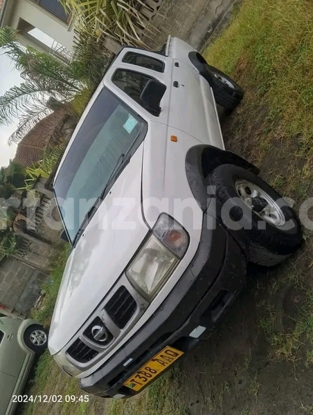 Big with watermark nissan hardbody kagera biharamulo 26674