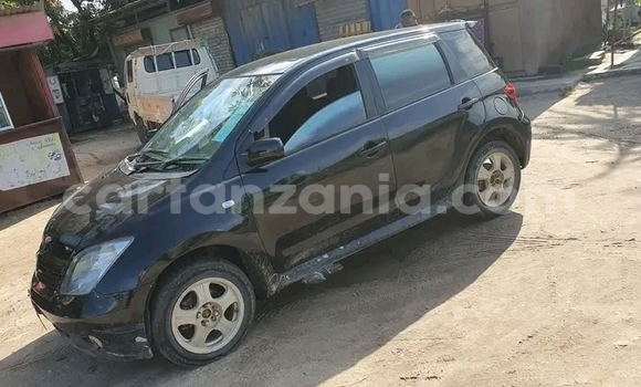 Nunua Ilio tumika Toyota IST Nyeusi Gari ndani ya Biharamulo nchini Kagera Nunua Ilio tumika Toyota IST Nyeusi Gari ndani ya Biharamulo nchini Kagera