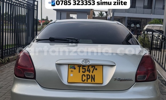 Nunua Ilio tumika Toyota Verosa Fedha Gari ndani ya Dar es Salaam nchini Dar es Salaam