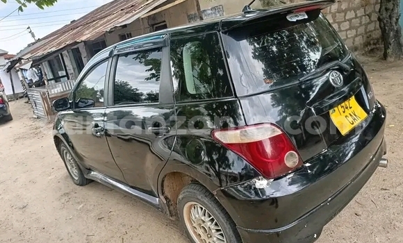 Buy Used Toyota IST Black Car in Chunya in Mbeya Buy Used Toyota IST Black Car in Chunya in Mbeya