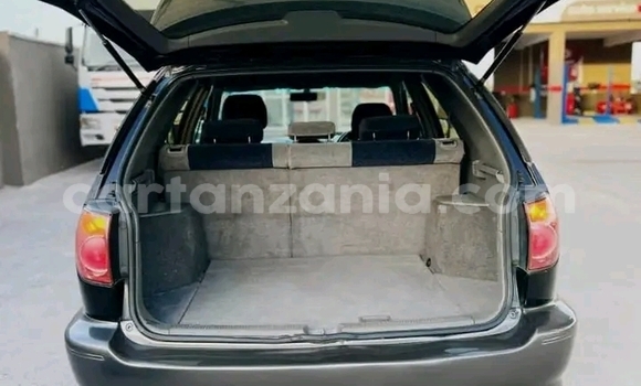 Buy Used Toyota Harrier Black Car in Bwanga in Kagera Buy Used Toyota Harrier Black Car in Bwanga in Kagera