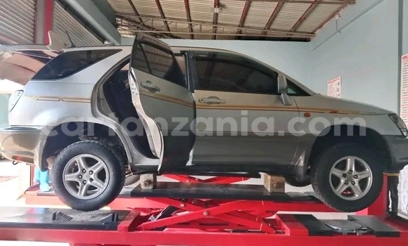 Buy Used Toyota Harrier Other Car in Bwanga in Kagera Buy Used Toyota Harrier Other Car in Bwanga in Kagera
