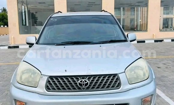 Buy Used Toyota RAV4 White Car in Bwanga in Kagera Buy Used Toyota RAV4 White Car in Bwanga in Kagera