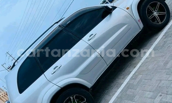 Buy Used Toyota RAV4 White Car in Bwanga in Kagera Buy Used Toyota RAV4 White Car in Bwanga in Kagera