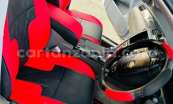 Buy Used Toyota Crown White Car in Dar es Salaam in Dar es Salaam Buy Used Toyota Crown White Car in Dar es Salaam in Dar es Salaam