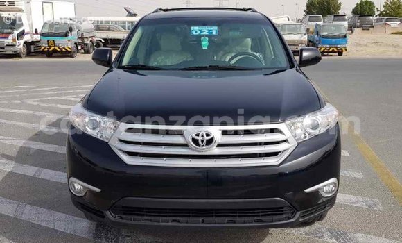 Buy Import Toyota Highlander Black Car in Import - Dubai in Arusha Buy Import Toyota Highlander Black Car in Import - Dubai in Arusha