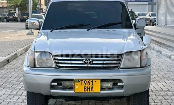 Buy Used Toyota Land Cruiser Prado Other Car in Biharamulo in Kagera Buy Used Toyota Land Cruiser Prado Other Car in Biharamulo in Kagera