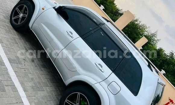 Buy Used Toyota RAV4 White Car in Buhigwe in Kigoma Buy Used Toyota RAV4 White Car in Buhigwe in Kigoma