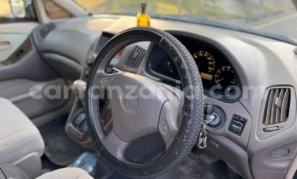 Buy Used Toyota Harrier Black Car in Biharamulo in Kagera