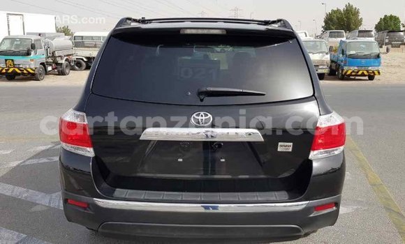 Buy Import Toyota Highlander Black Car in Import - Dubai in Arusha Buy Import Toyota Highlander Black Car in Import - Dubai in Arusha