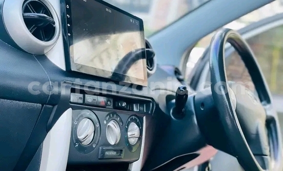 Buy Used Toyota IST White Car in Buhigwe in Kigoma Buy Used Toyota IST White Car in Buhigwe in Kigoma