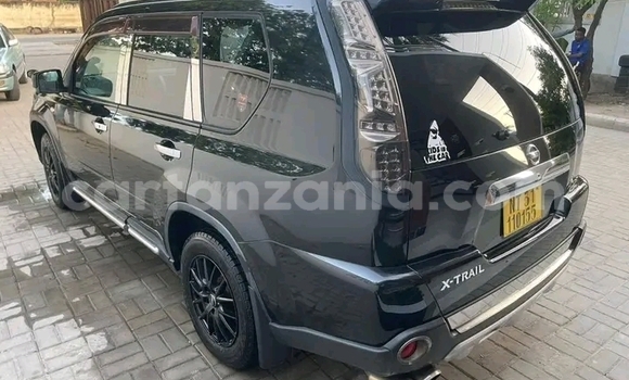 Buy Used Nissan X–Trail Black Car in Bahi in Dodoma