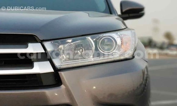 Buy Import Toyota Highlander Other Car in Import - Dubai in Arusha Buy Import Toyota Highlander Other Car in Import - Dubai in Arusha